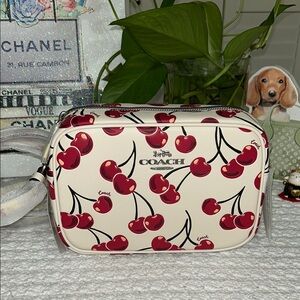 Coach Jamie Camera Bag – Cherry Print (LTH CHRRY JAMIE CMR)